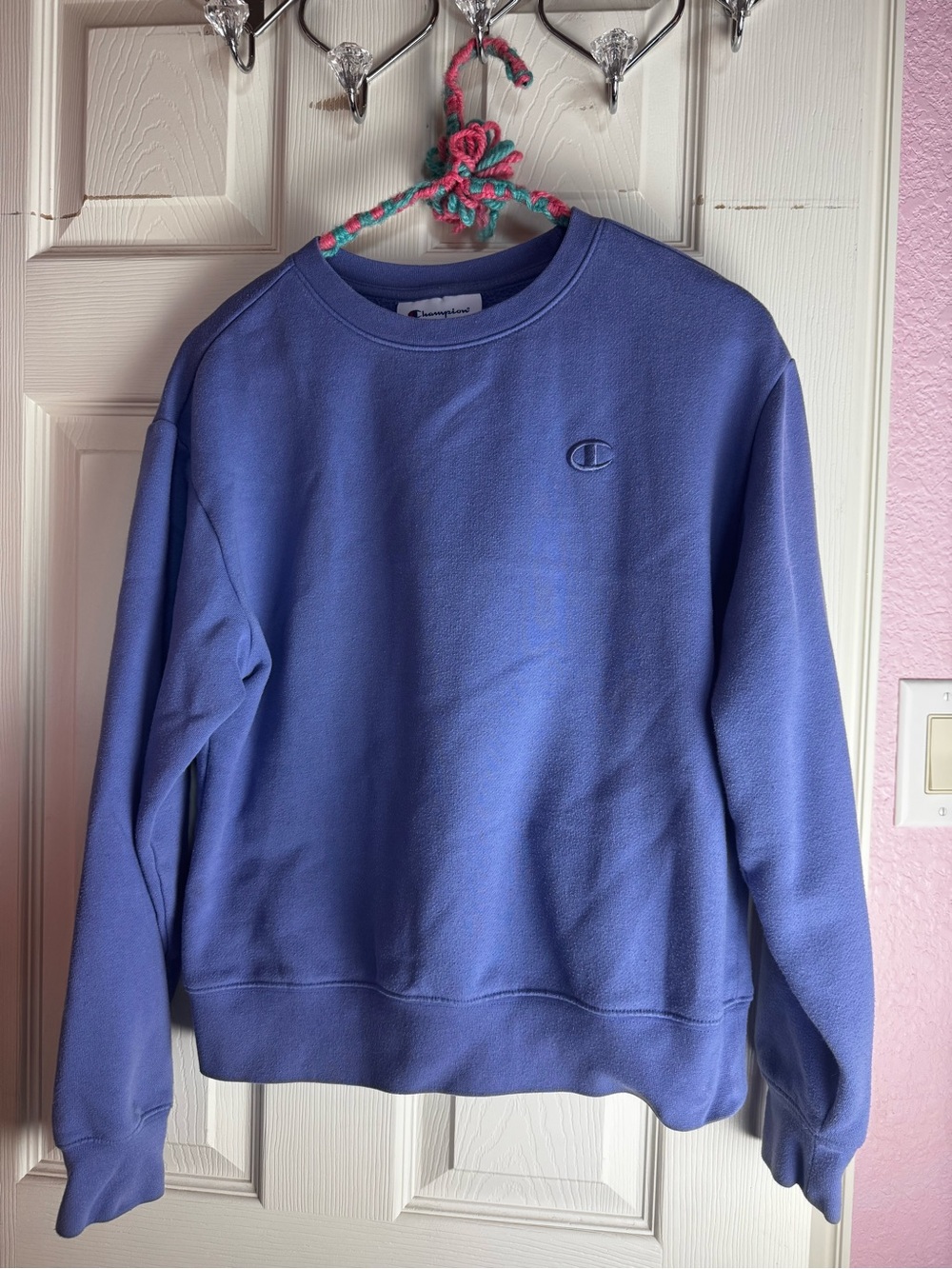Champion women Crewneck Sweatshirt in Periwinkle